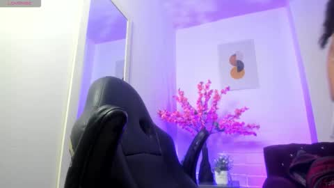 Snapshot of ayliinn_ chatting on 21, 3, 2026 Ayliinn online show from 21, 3, 2026