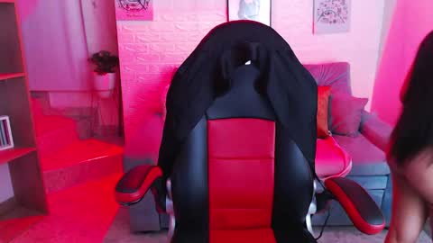 Snapshot of aylin_tk chatting on 13, 9, 2025 Aylin online show from 13, 9, 2025