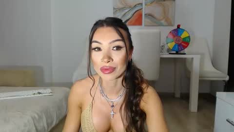 Snapshot of aylinhoney chatting on 1, 3, 2025 Aylin online show from 1, 3, 2025