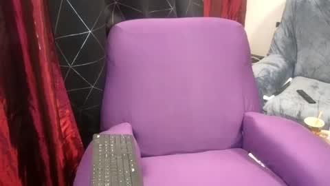 Snapshot of aymarsensual chatting on 22, 12, 2024 Dominatrix Queen online show from 22, 12, 2024