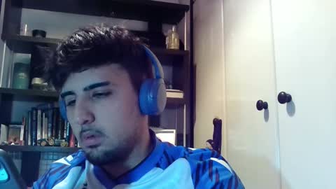 Snapshot of aymimadrdelbich0 chatting on 2, 3, 2025 ApoloArt online show from 2, 3, 2025