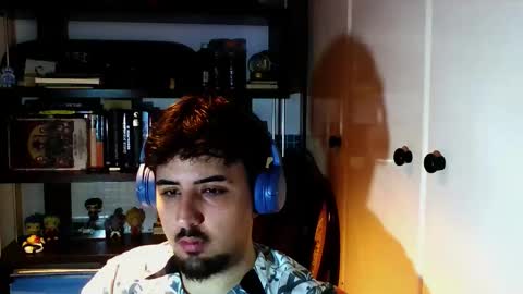 Snapshot of aymimadrdelbich0 chatting on 17, 3, 2026 ApoloArt online show from 17, 3, 2026