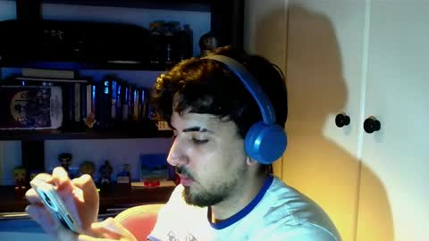 Snapshot of aymimadrdelbich0 chatting on 11, 4, 2026 ApoloArt online show from 11, 4, 2026