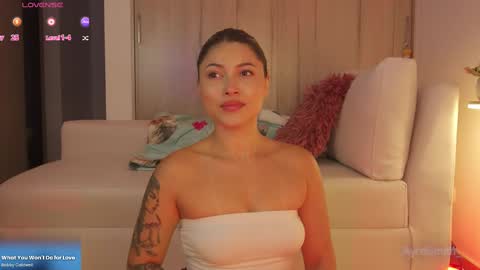 Ayra L online show from 20, 2, 2025