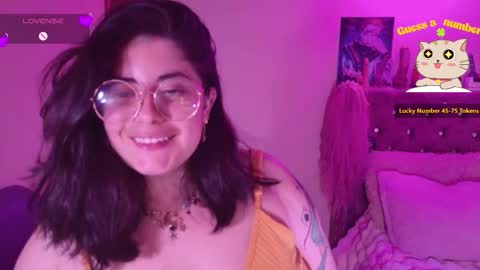 Snapshot of azamy_12 chatting on 3, 11, 2025 Amanda online show from 3, 11, 2025