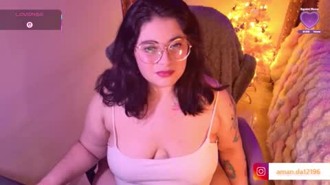 Snapshot of azamy_12 chatting on 14, 11, 2025 Amanda online show from 14, 11, 2025