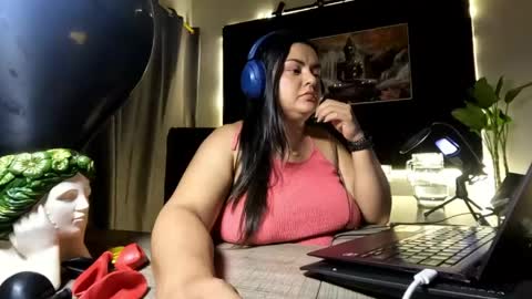 Snapshot of azaraonyx chatting on 6, 6, 2026 Goddess Azara online show from 6, 6, 2026