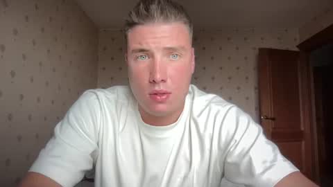 Snapshot of azazelmax chatting on 16, 6, 2026 azazelmax online show from 16, 6, 2026