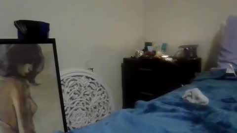 Light Bright  online show from 21, 1, 2025