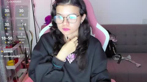 Snapshot of azu_chan chatting on 31, 3, 2026 Azu online show from 31, 3, 2026