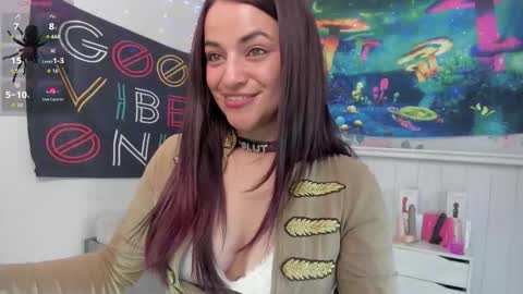 Azucena R online show from 18, 9, 2025