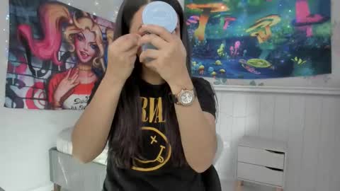 Snapshot of azucenaxxxgp chatting on 5, 12, 2025 Azucena R online show from 5, 12, 2025