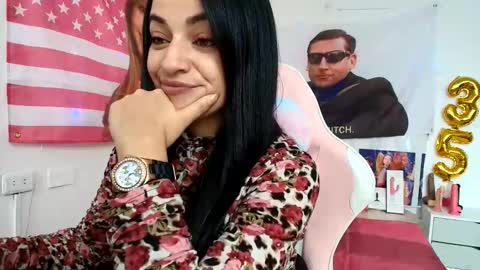 Snapshot of azucenaxxxgp chatting on 21, 5, 2026 Azucena R online show from 21, 5, 2026