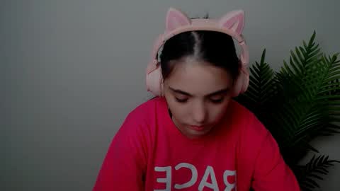 azumi_chan_ online show from 14, 9, 2025