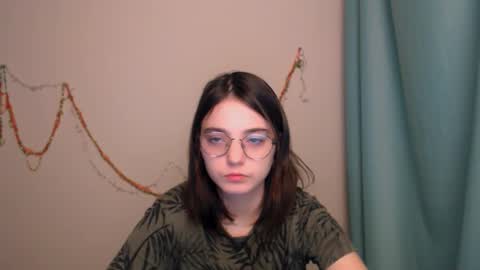 azumi_chan_ online show from 7, 2, 2026