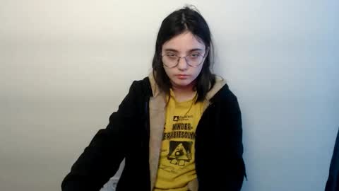 azumi_chan_ online show from 9, 2, 2026