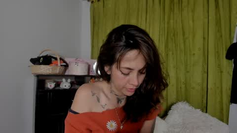 Snapshot of azumi_saan chatting on 8, 4, 2026 azumi saan online show from 8, 4, 2026