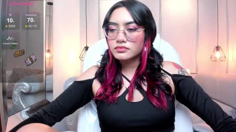 Snapshot of azurakindong chatting on 18, 12, 2024 Azura online show from 18, 12, 2024