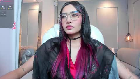 Snapshot of azurakindong chatting on 5, 12, 2025 Azura online show from 5, 12, 2025