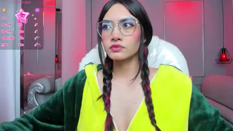 Snapshot of azurakindong chatting on 15, 12, 2025 Azura online show from 15, 12, 2025