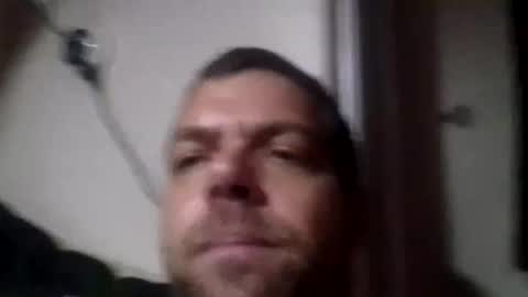 Snapshot of azza42086 chatting on 8, 3, 2026 azza42086 online show from 8, 3, 2026