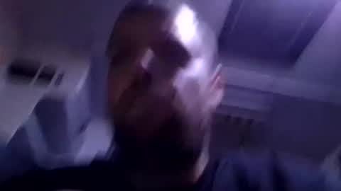 Snapshot of azza42086 chatting on 22, 4, 2026 azza42086 online show from 22, 4, 2026