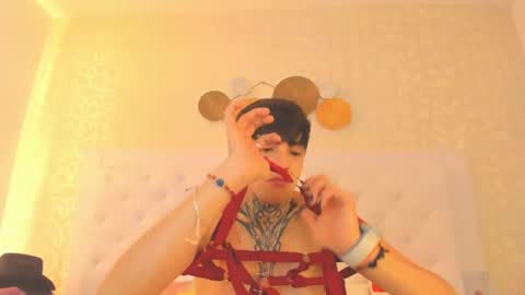 Snapshot of b3k_afrodict chatting on 4, 10, 2025 Anny online show from 4, 10, 2025