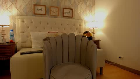 Snapshot of b3k_afrodict chatting on 13, 10, 2025 Anny online show from 13, 10, 2025