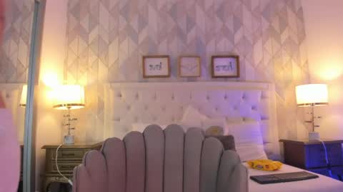 Snapshot of b3k_afrodict chatting on 14, 4, 2026 Anny online show from 14, 4, 2026