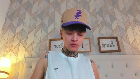 Snapshot of b3k_afrodict chatting on 17, 4, 2026 Anny online show from 17, 4, 2026