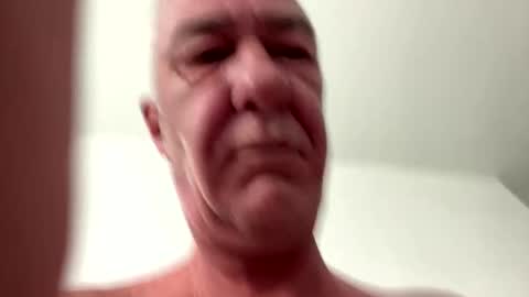 Snapshot of b_benito chatting on 24, 5, 2026 benito online show from 24, 5, 2026