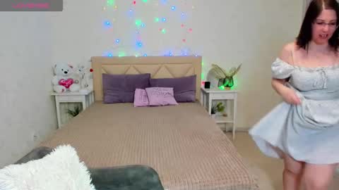 Snapshot of b_bonya_m chatting on 8, 12, 2024 Bonya online show from 8, 12, 2024