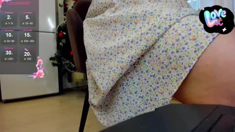 Snapshot of b_bonya_m chatting on 12, 12, 2024 Bonya online show from 12, 12, 2024