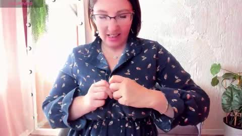 Snapshot of b_bonya_m chatting on 19, 9, 2025 Bonya online show from 19, 9, 2025