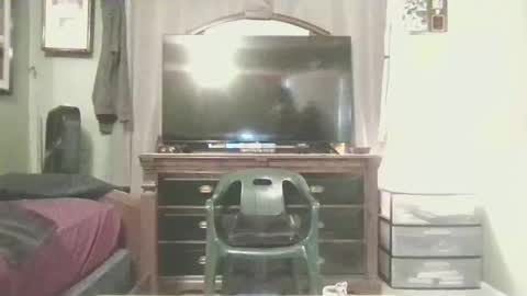 b_johnson530 online show from 4, 12, 2025