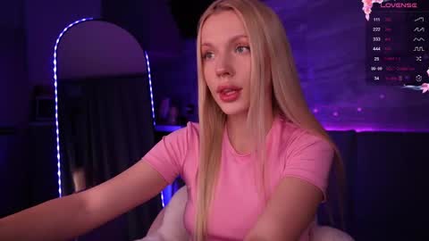 Bonnie  online show from 20, 12, 2025