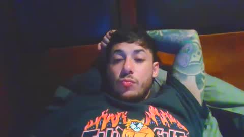 Snapshot of baadddboooy69 chatting on 17, 9, 2025 baadddboooy69 online show from 17, 9, 2025