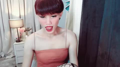Samantha Dont forget to follow me and make me happy here when you join to my room. samantha loving and caring woman online show from 29, 1, 2025