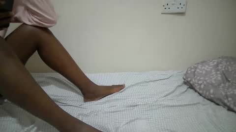 Shee online show from 2, 12, 2025