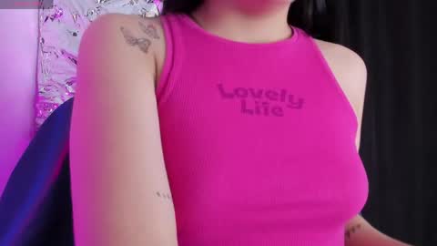 Snapshot of babeblair chatting on 15, 4, 2026 Queen B online show from 15, 4, 2026