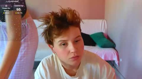 Snapshot of babees_eva chatting on 11, 5, 2026 Sweety Eva online show from 11, 5, 2026