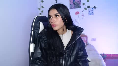 Snapshot of babenik_777 chatting on 2, 11, 2025 babenik_777 online show from 2, 11, 2025