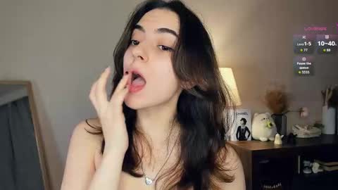 Emily online show from 6, 11, 2025