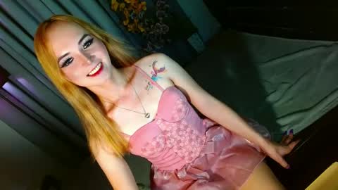 Snapshot of baby_kira1988 chatting on 4, 1, 2025 Your Baby Kira online show from 4, 1, 2025