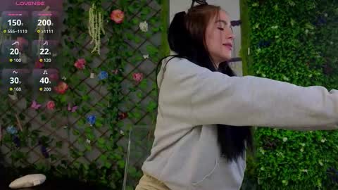 Baby Nico online show from 21, 10, 2025