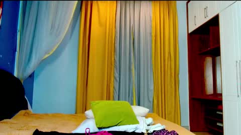 Baby Petite online show from 12, 9, 2025