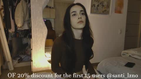 Snapshot of baby_sunshine_ chatting on 22, 12, 2025 santi online show from 22, 12, 2025