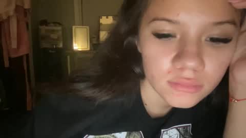 Snapshot of babyaves chatting on 21, 5, 2026 babyaves online show from 21, 5, 2026