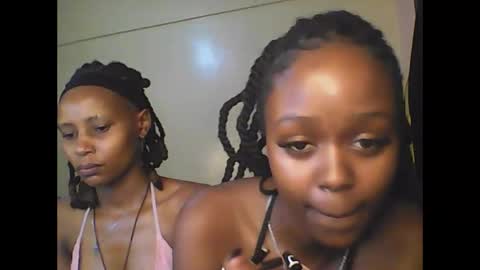 Snapshot of babybrown20 chatting on 27, 5, 2026 babybrown online show from 27, 5, 2026