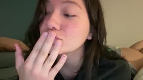 Snapshot of babybunnny chatting on 11, 4, 2026 ava online show from 11, 4, 2026